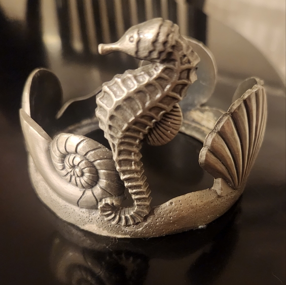 Beach-themed candle & accessories 🐚 - Picture 6 of 14